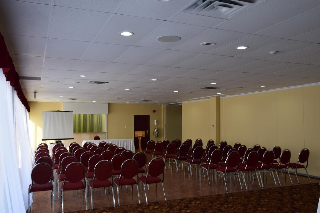 Quality Inn Bracebridge Exterior photo